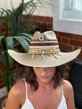 Load image into Gallery viewer, Catherine Hat