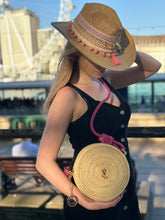 Load image into Gallery viewer, ππππ‘π¨π«π¬π β Iraca Palm Canteen Bag