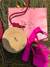 Load image into Gallery viewer, 𝐒𝐞𝐚𝐡𝐨𝐫𝐬𝐞 – Iraca Palm Canteen Bag