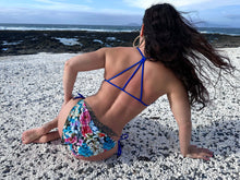 Cargar imagen en el visor de la galería, 𝐈𝐛𝐢𝐳𝐚 – Hand Beaded bikini