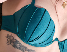 Cargar imagen en el visor de la galería, Mermaid - Electric green Bikini