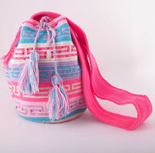 Load image into Gallery viewer, Big multi-colour embellished Wayuu bag - Kate Diaz 
